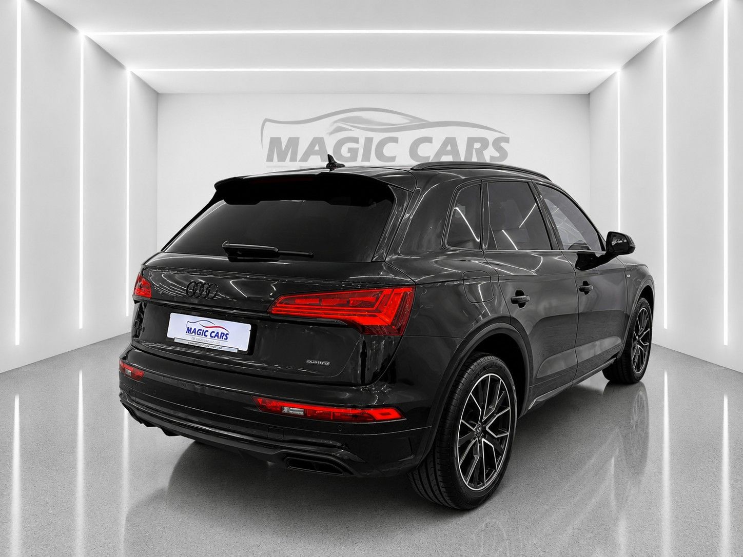 Fahrzeugabbildung Audi Q5 40 TFSI quattro S line *Black-Style*Pano*AHK* - mit KI generiert/bearbeitet