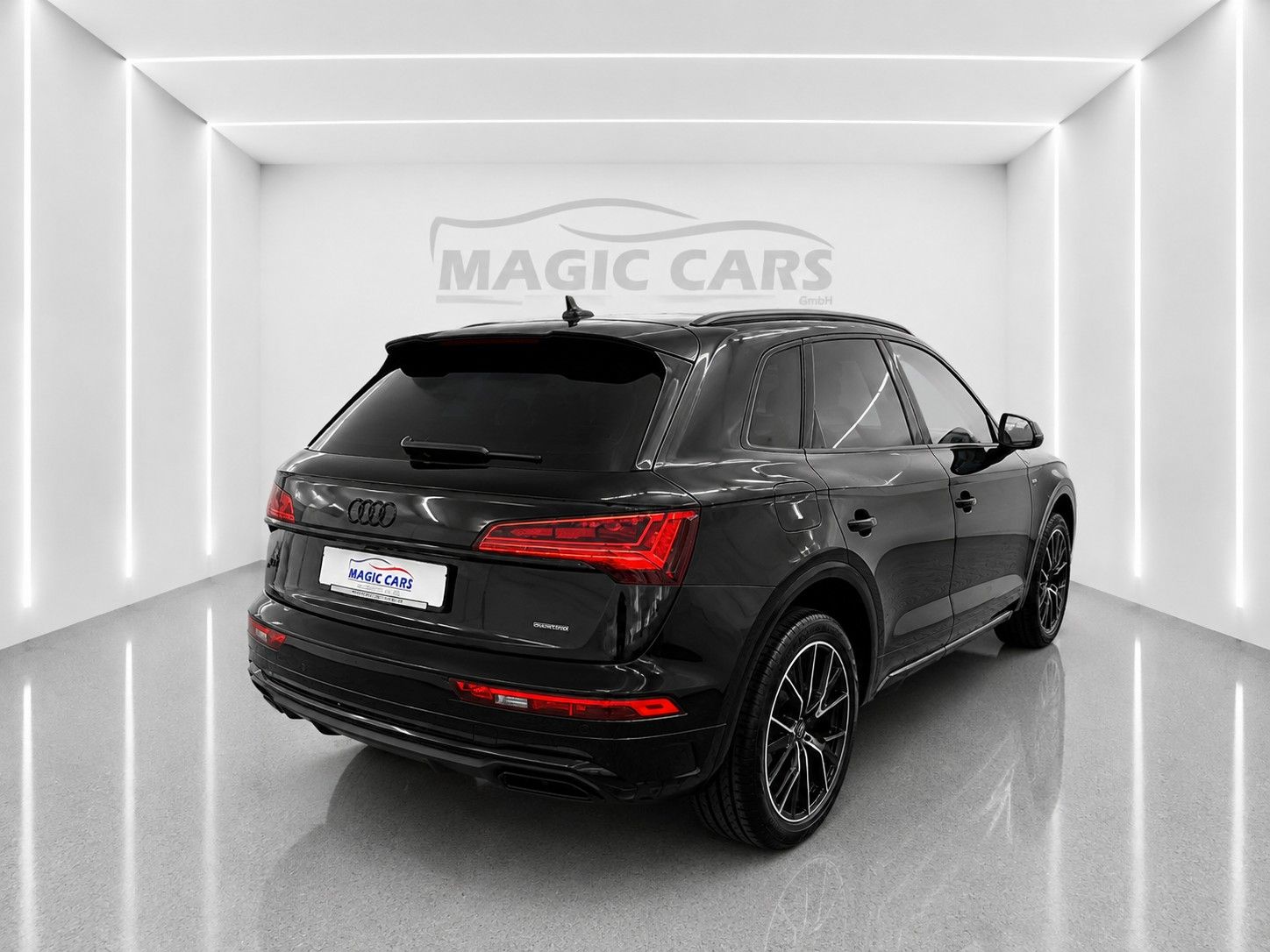 Fahrzeugabbildung Audi Q5 40 TFSI quattro S line *Black-Style*Pano*AHK* - mit KI generiert/bearbeitet