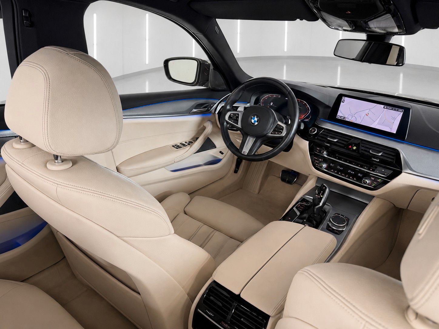 Fahrzeugabbildung BMW 520d xDrive M Sport *Shadow-Line*Soft-Close*LED - mit KI generiert/bearbeitet