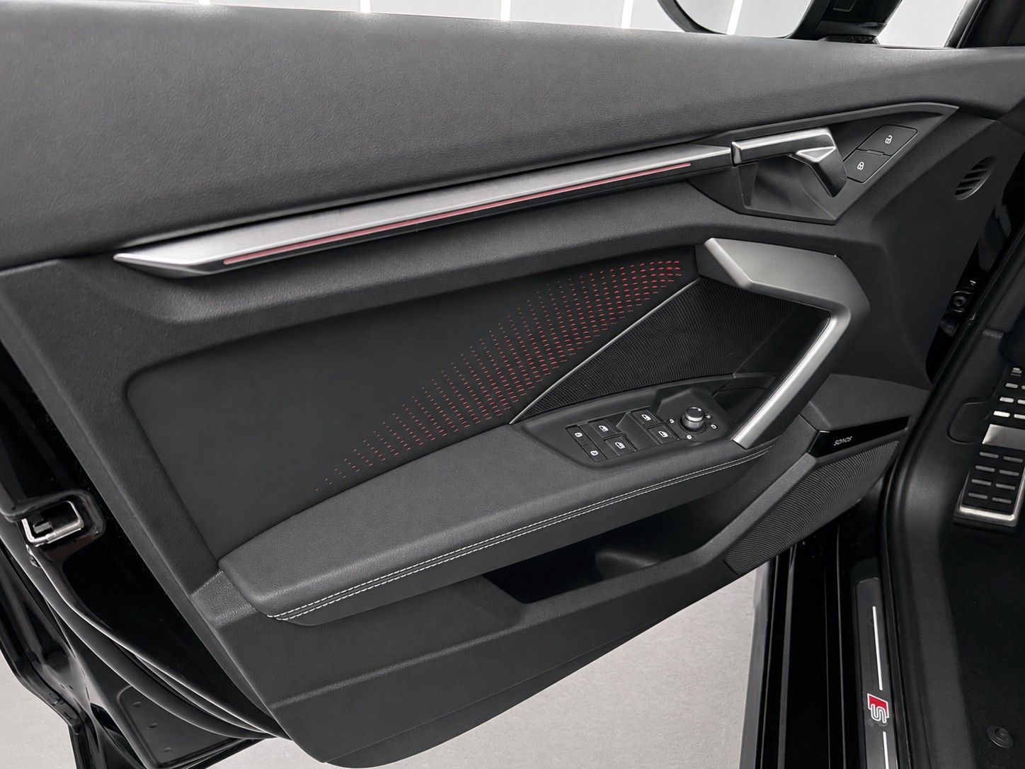 Fahrzeugabbildung Audi A3 35 TFSI Sportback S line *Matrix*SONOS* - mit KI generiert/bearbeitet
