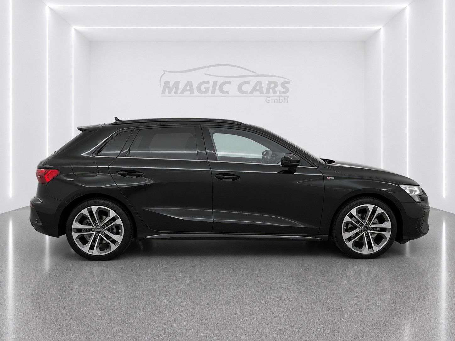 Fahrzeugabbildung Audi A3 35 TFSI Sportback S line *Matrix*SONOS* - mit KI generiert/bearbeitet