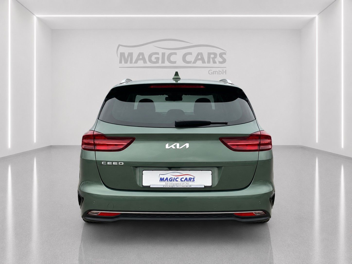 Fahrzeugabbildung Kia Ceed SW 1.5 T-GDI DCT7 Platinum *LED*JBL*Kamera* - mit KI generiert/bearbeitet