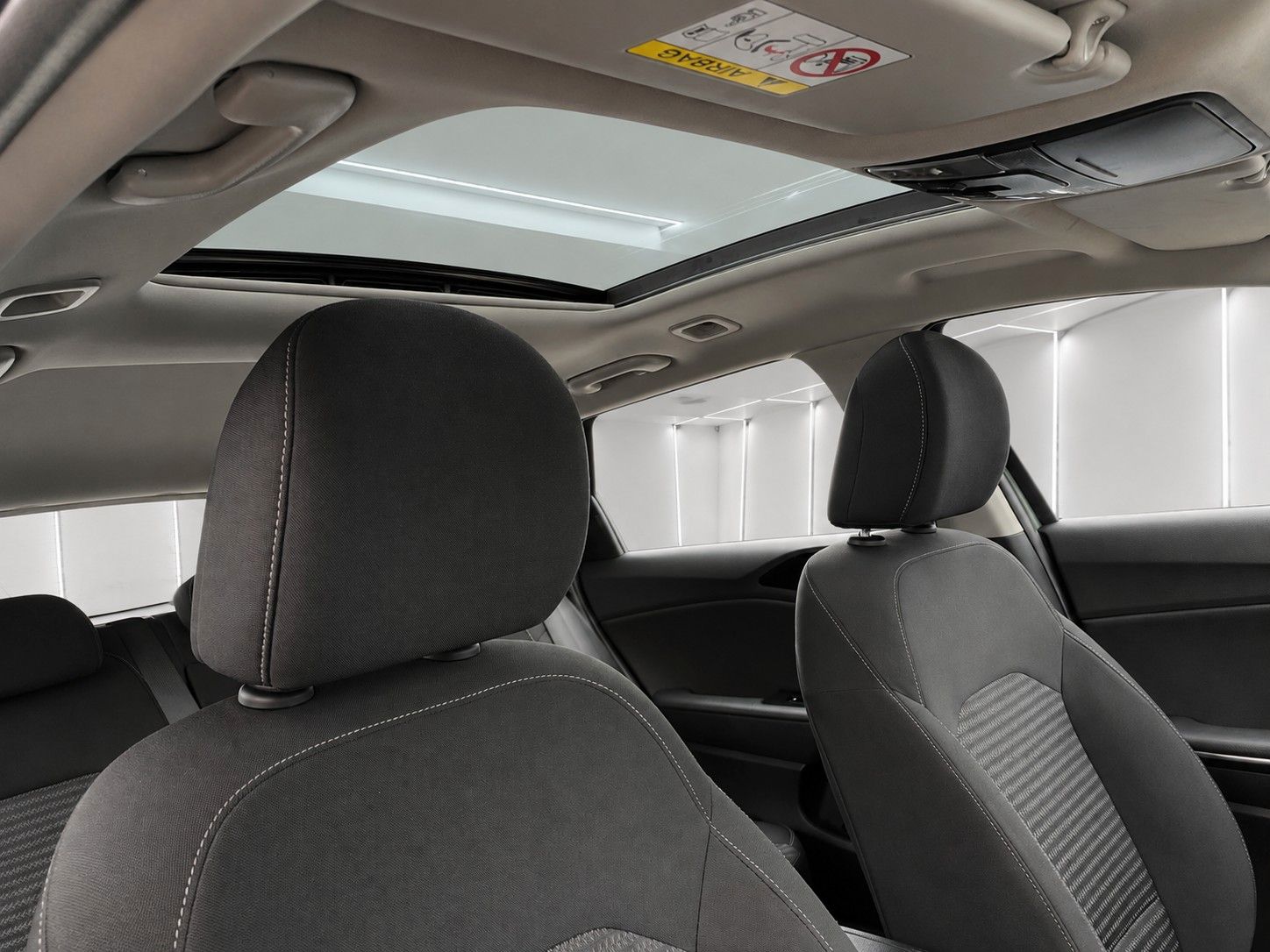 Fahrzeugabbildung Kia Ceed SW 1.5 T-GDI DCT7 Platinum *LED*JBL*Kamera* - mit KI generiert/bearbeitet