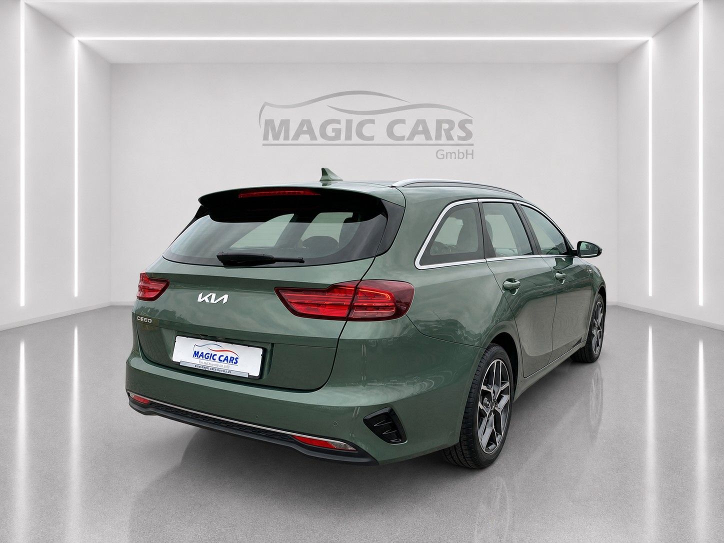 Fahrzeugabbildung Kia Ceed SW 1.5 T-GDI DCT7 Platinum *LED*JBL*Kamera* - mit KI generiert/bearbeitet