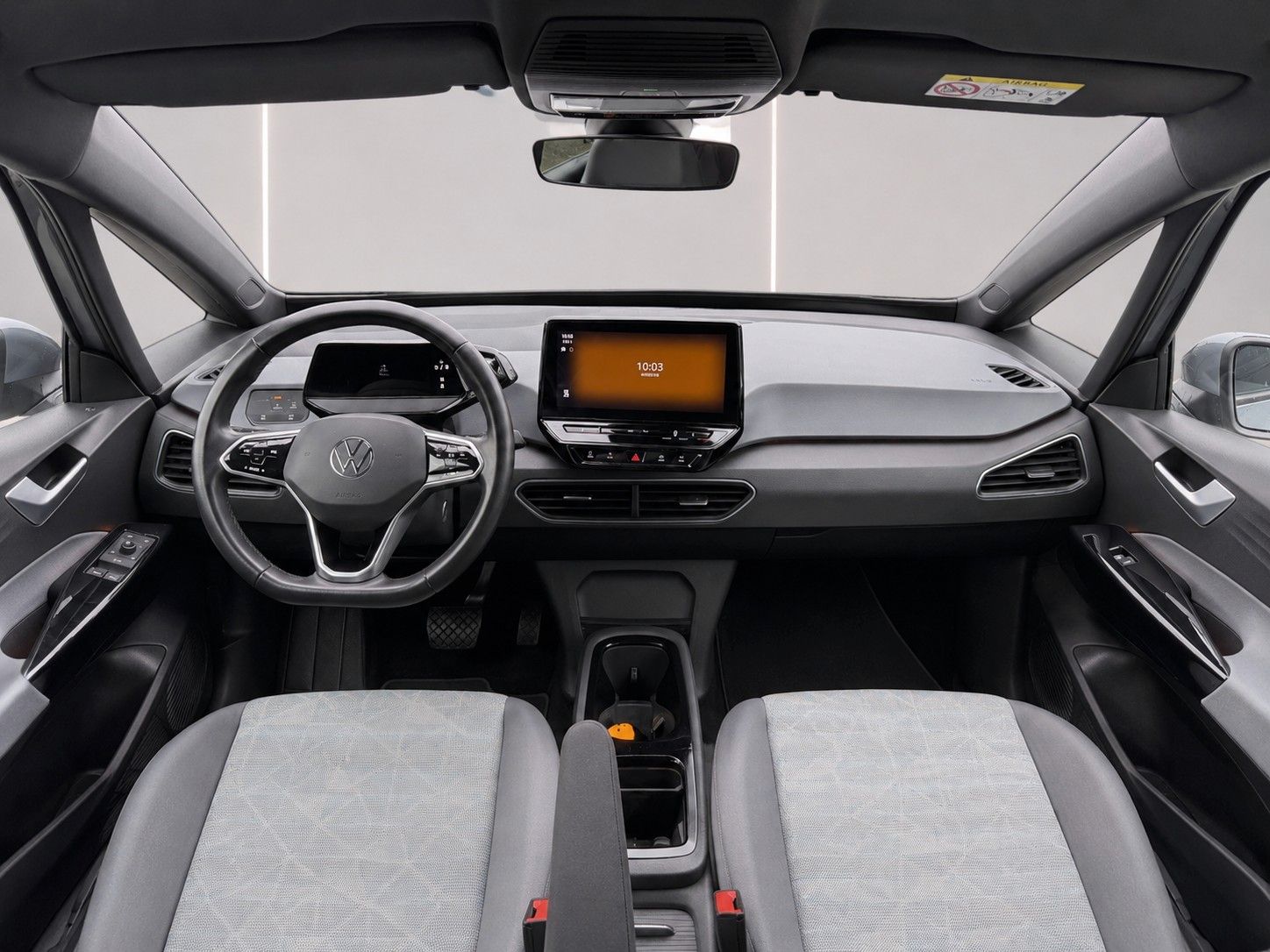Fahrzeugabbildung Volkswagen ID.3 Pro Performance *LED*AHK*SHZ*Kamera* - mit KI generiert/bearbeitet