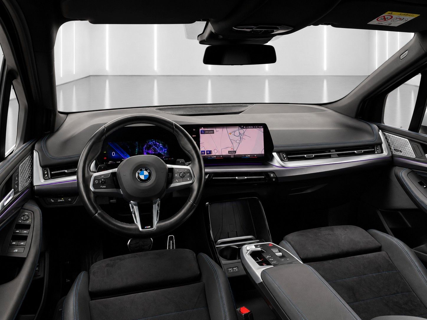Fahrzeugabbildung BMW 218i Active Tourer Aut. M Sport *LED*AHK*KEYLESS - mit KI generiert/bearbeitet