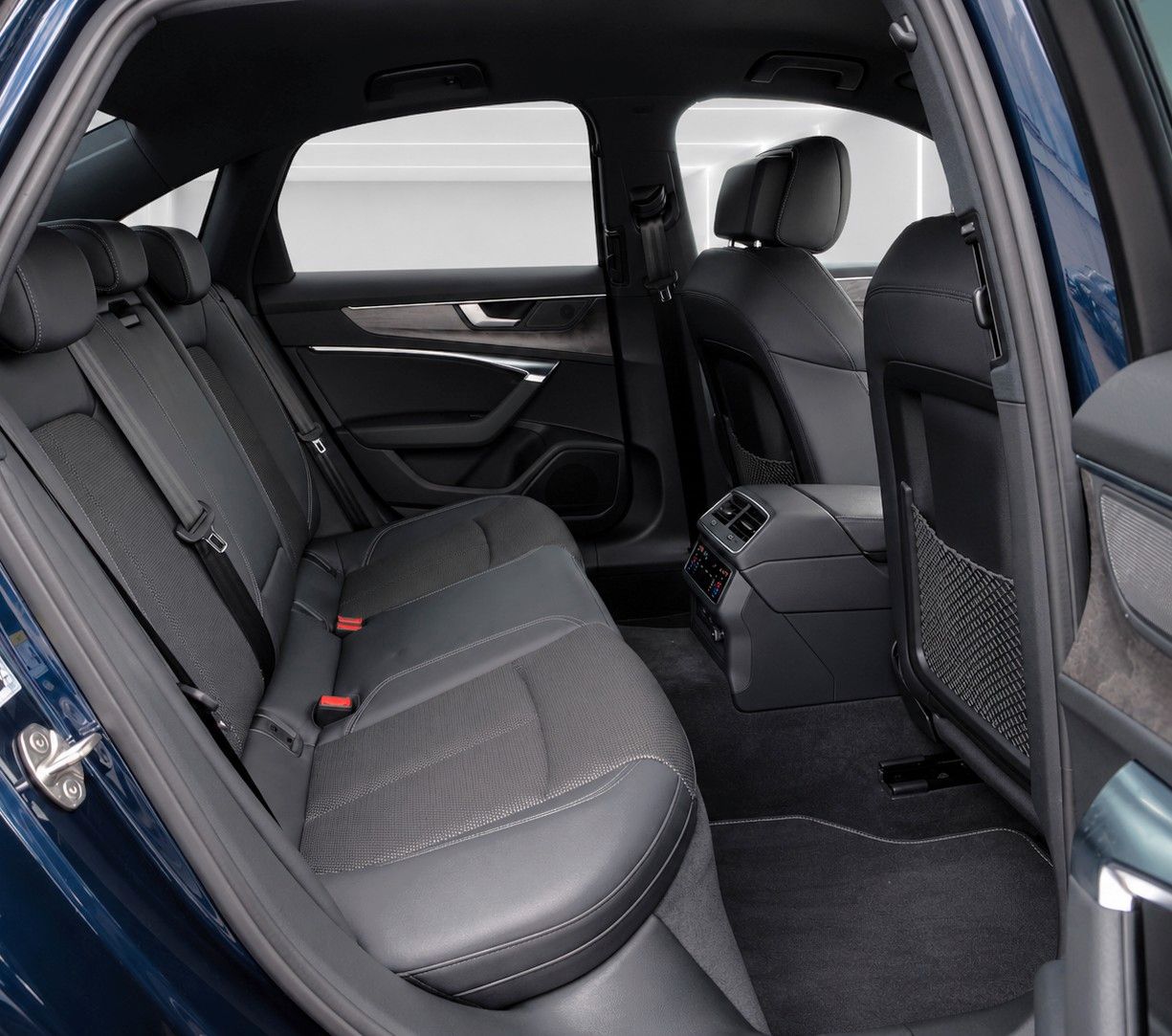 Fahrzeugabbildung Audi A6 35 TDI Lim. S tronic S line *Matrix*Virtual* - mit KI generiert/bearbeitet