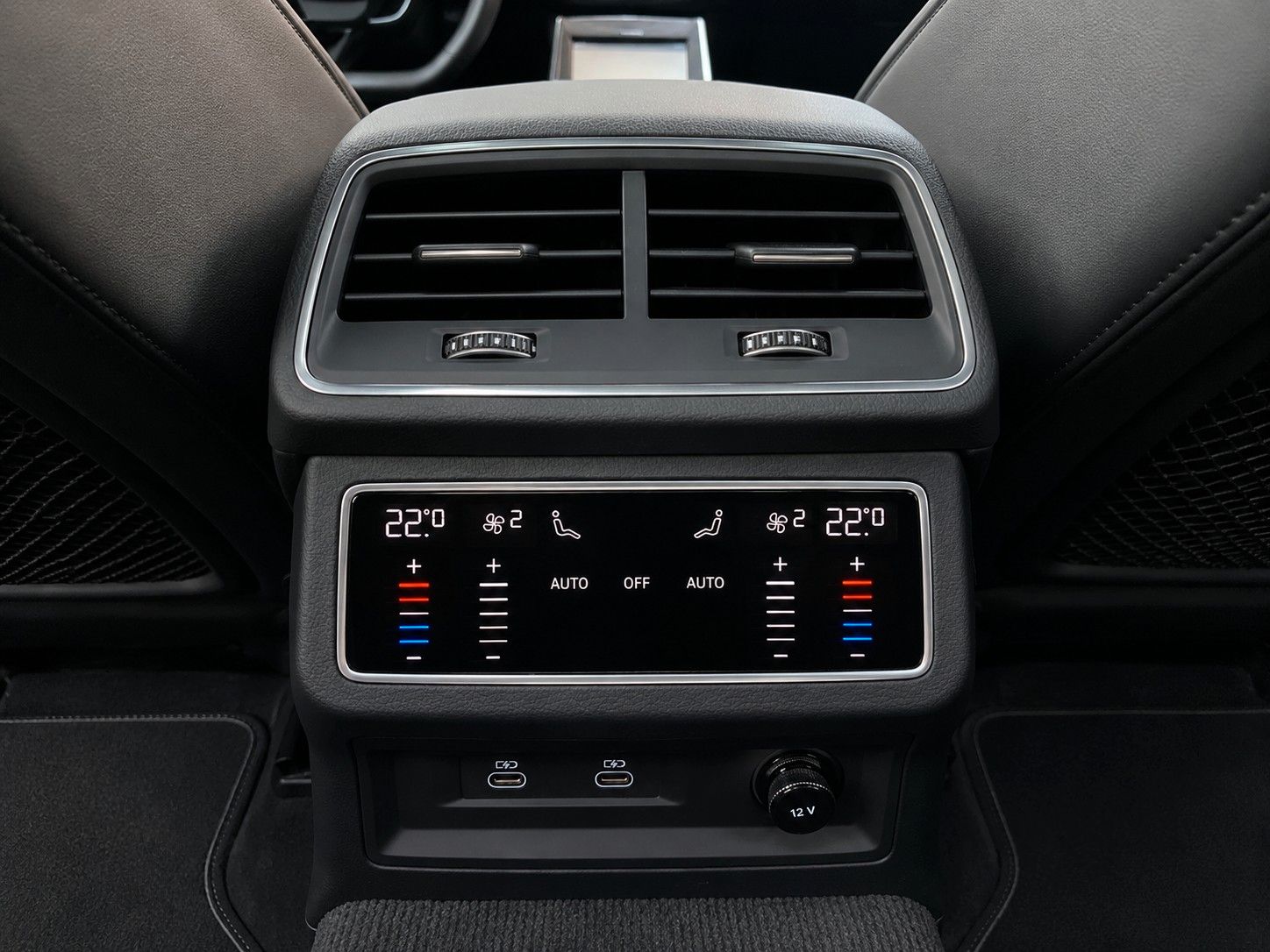Fahrzeugabbildung Audi A6 35 TDI Lim. S tronic S line *Matrix*Virtual* - mit KI generiert/bearbeitet