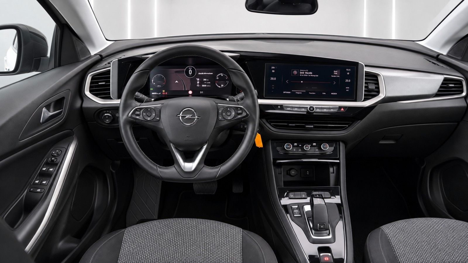 Fahrzeugabbildung Opel Grandland 1.5 D Automatik Business Edition *LED* - mit KI generiert/bearbeitet