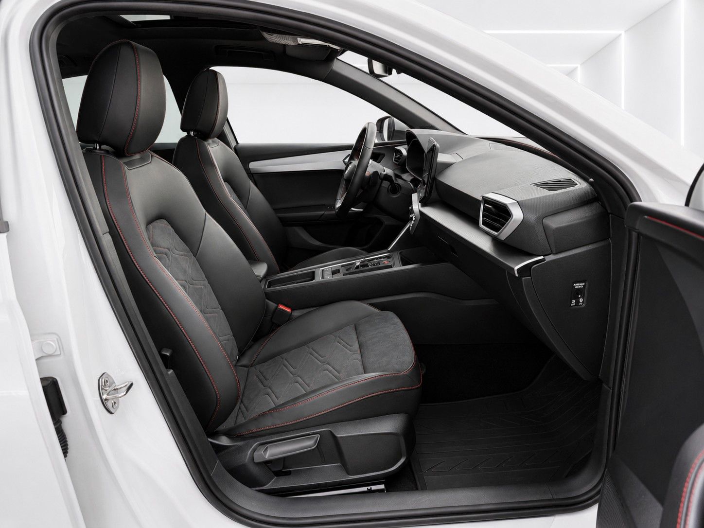 Fahrzeugabbildung SEAT Leon FR 2.0 TDI*Pano-Dach*Beats*DAB*Leder*Memory - mit KI generiert/bearbeitet