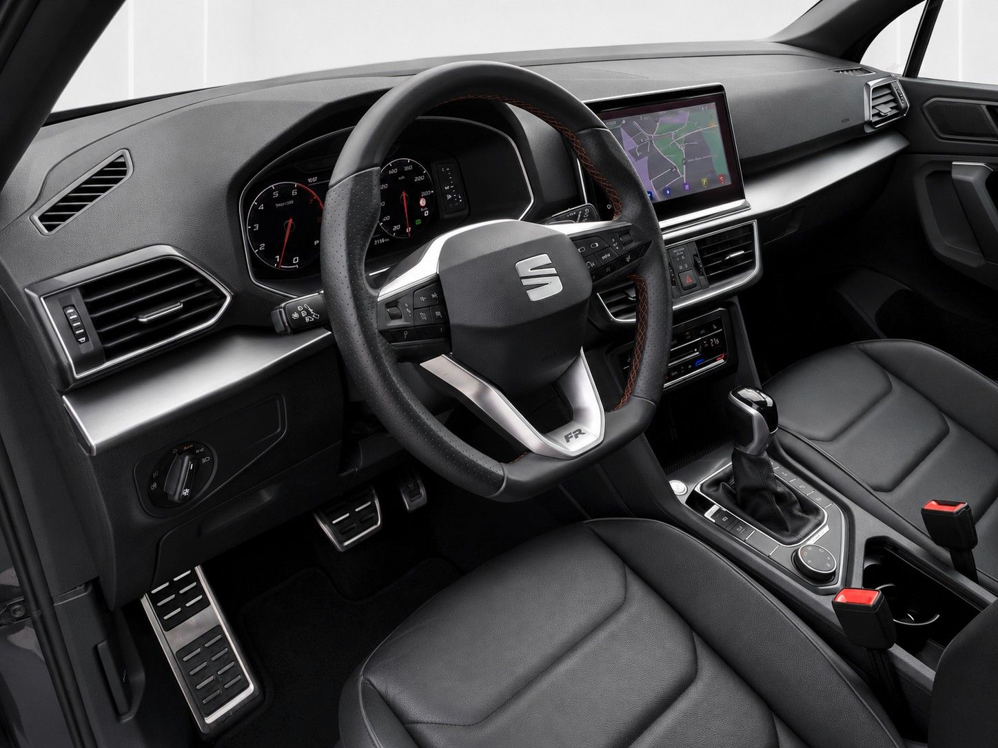Fahrzeugabbildung SEAT Tarraco FR 4Drive*Pano-Dach*AHK*Leder*Drive*Cam. - mit KI generiert/bearbeitet
