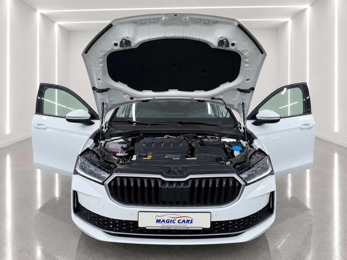 Fahrzeugabbildung SKODA Superb Combi 2.0 TDI Selection *LED*Massage* - mit KI generiert/bearbeitet