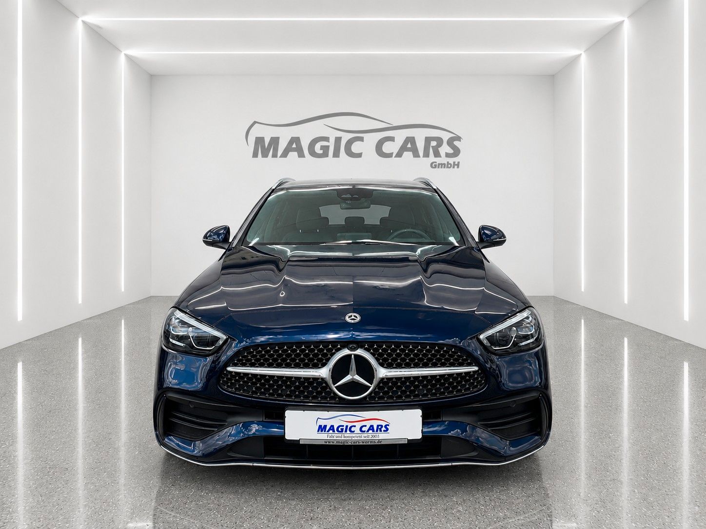 Fahrzeugabbildung Mercedes-Benz C 220 d T 9G-TRONIC AMG Line *LED*Pano*19Zoll* - mit KI generiert/bearbeitet