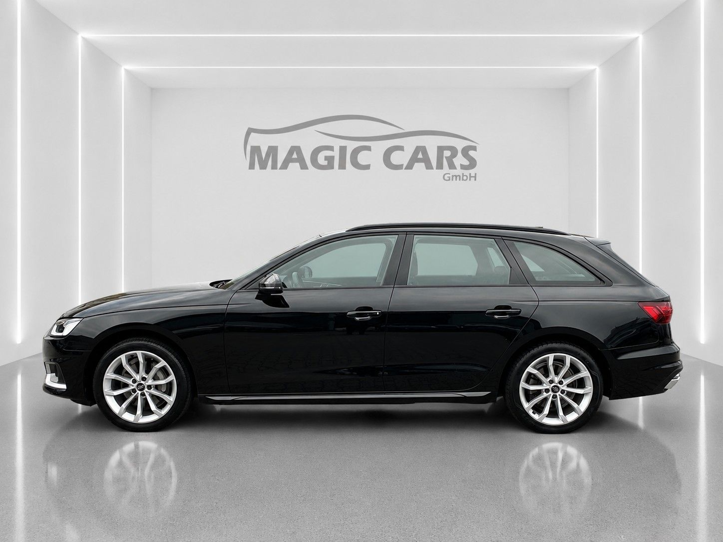 Fahrzeugabbildung Audi A4 Avant 40 TFSI advanced *Pano*Matrix*Virtual* - mit KI generiert/bearbeitet