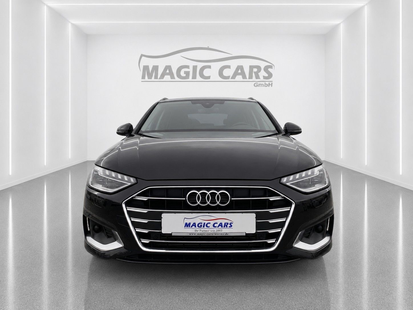 Fahrzeugabbildung Audi A4 Avant 40 TFSI advanced *Pano*Matrix*Virtual* - mit KI generiert/bearbeitet