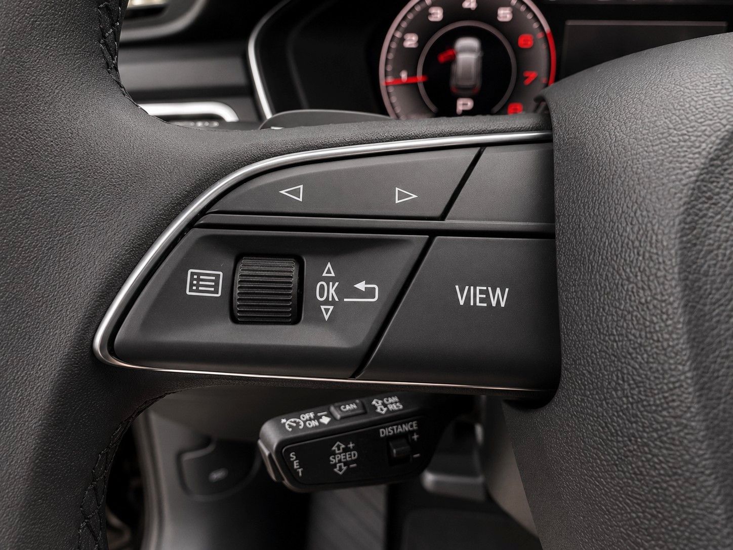 Fahrzeugabbildung Audi A4 Avant 40 TFSI advanced *Pano*Matrix*Virtual* - mit KI generiert/bearbeitet