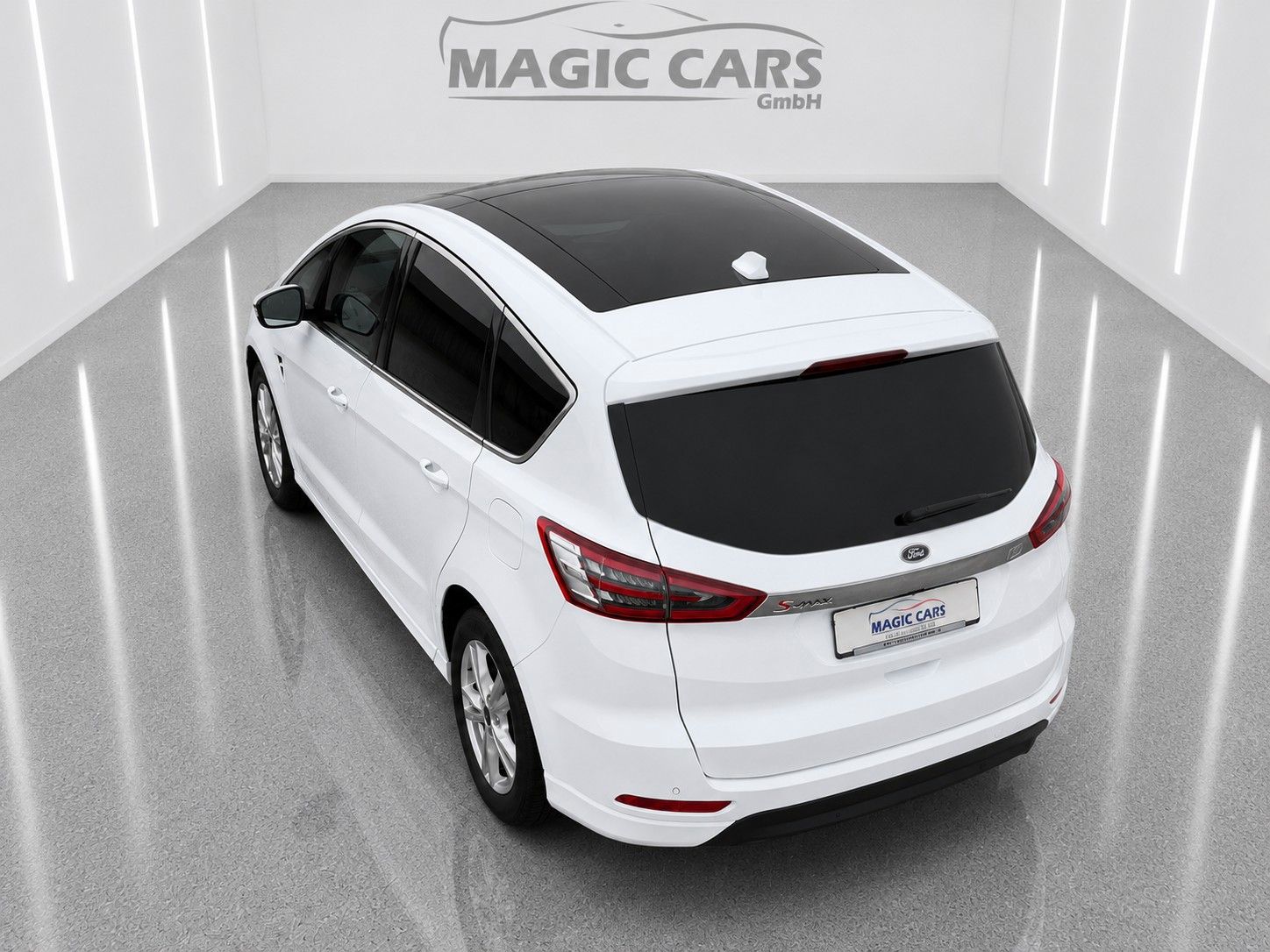 Fahrzeugabbildung Ford S-Max 2.0 EcoBlue Aut. TITANIUM *Pano*Ambiente* - mit KI generiert/bearbeitet