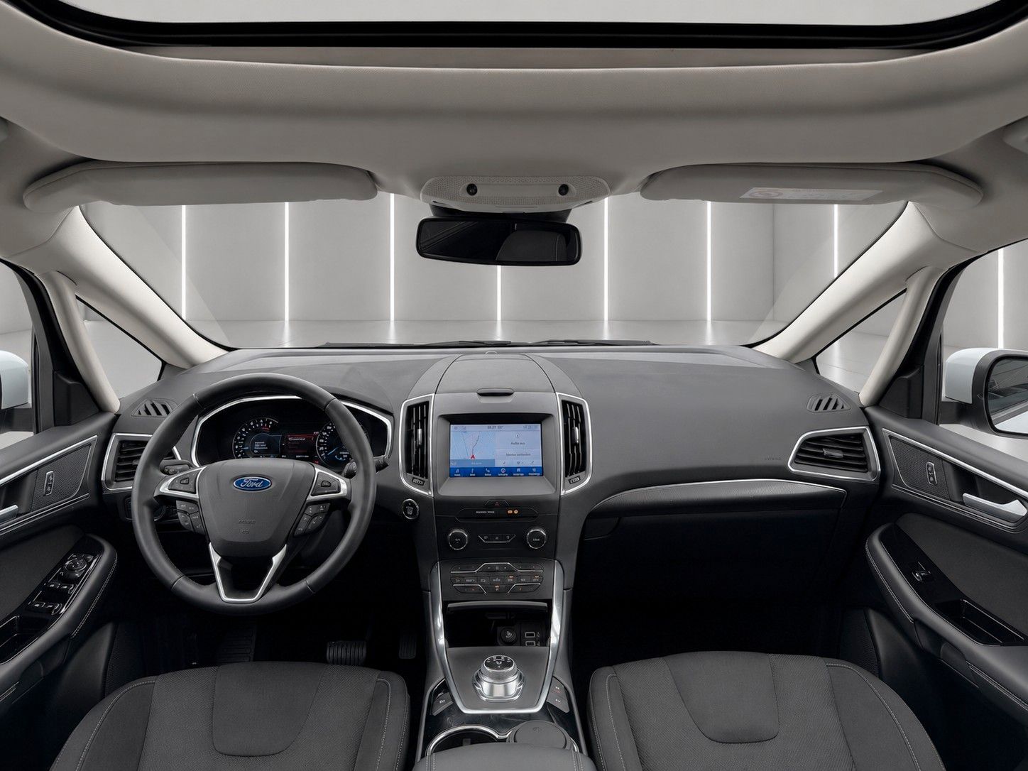 Fahrzeugabbildung Ford S-Max 2.0 EcoBlue Aut. TITANIUM *Pano*Ambiente* - mit KI generiert/bearbeitet