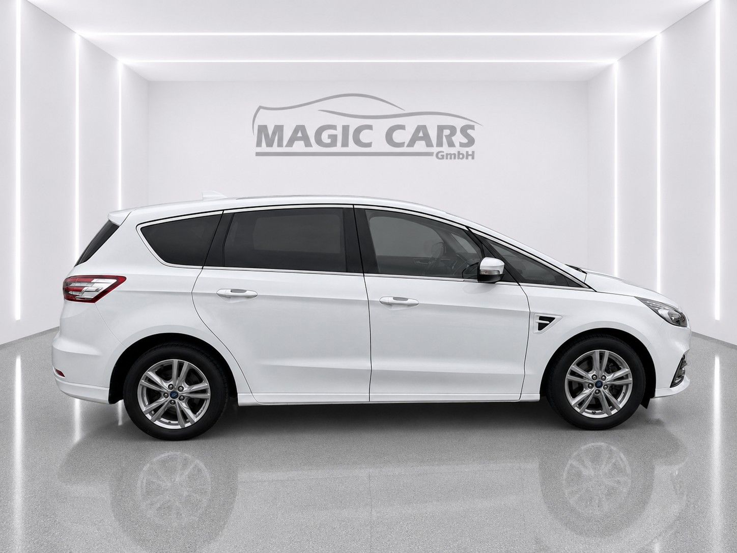 Fahrzeugabbildung Ford S-Max 2.0 EcoBlue Aut. TITANIUM *Pano*Ambiente* - mit KI generiert/bearbeitet