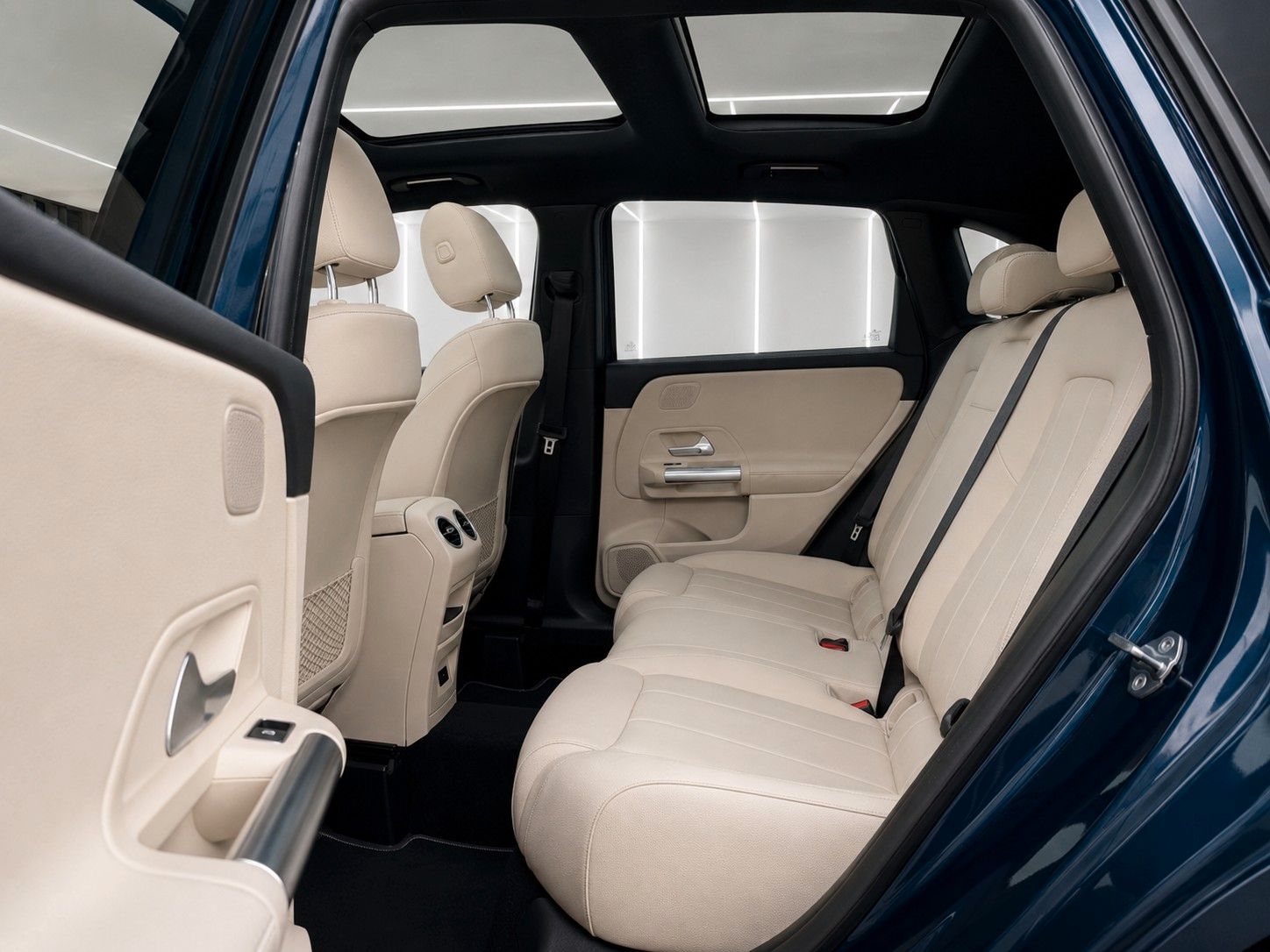 Fahrzeugabbildung Mercedes-Benz B 180 d 8G-DCT Progressive *Leder*Pano*AHK*Sth.* - mit KI generiert/bearbeitet