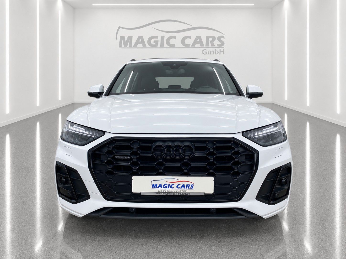 Fahrzeugabbildung Audi Q5 50 TDI quattro S line*Luftfederung*Matrix*AHK - mit KI generiert/bearbeitet