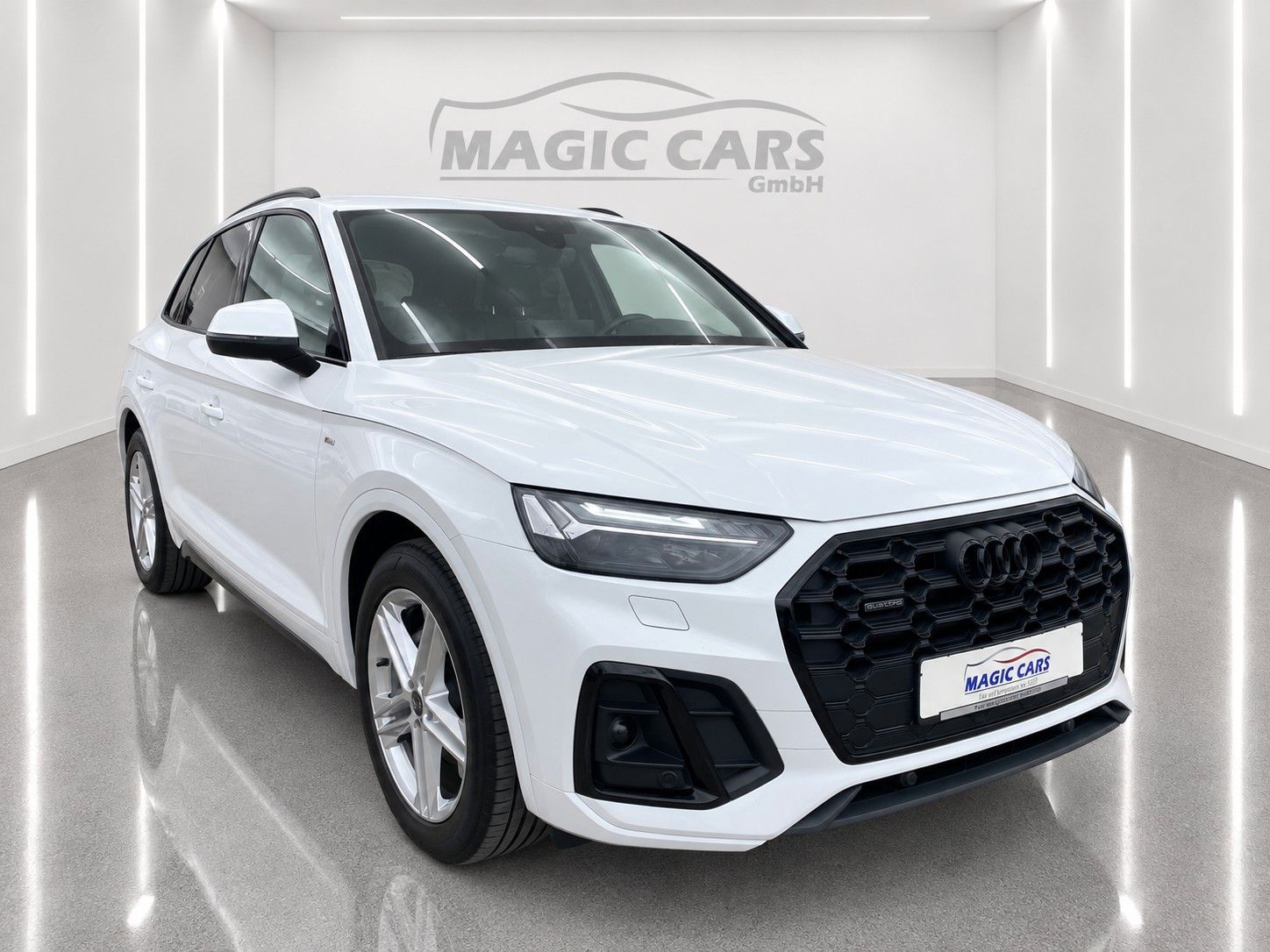 Fahrzeugabbildung Audi Q5 50 TDI quattro S line*Luftfederung*Matrix*AHK - mit KI generiert/bearbeitet