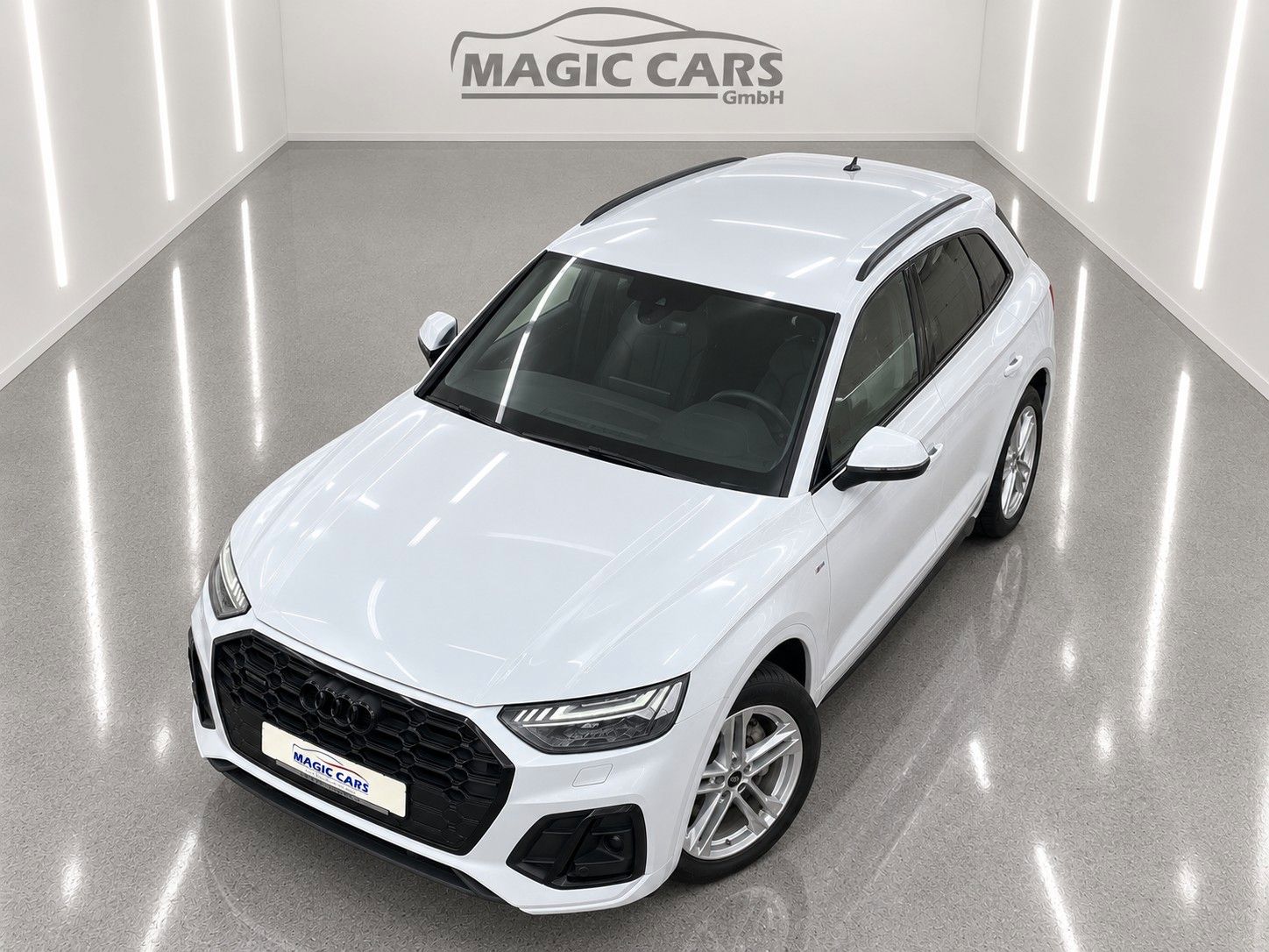 Fahrzeugabbildung Audi Q5 50 TDI quattro S line*Luftfederung*Matrix*AHK - mit KI generiert/bearbeitet