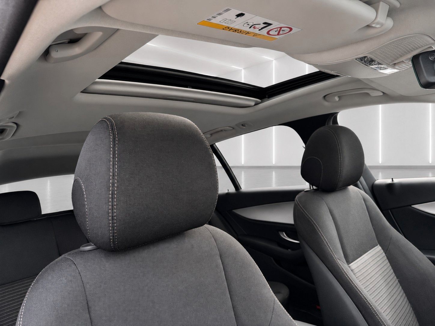 Fahrzeugabbildung Mercedes-Benz E 220 d T 9G-TRONIC *LED*SCHIEBEDACH*WIDE* - mit KI generiert/bearbeitet