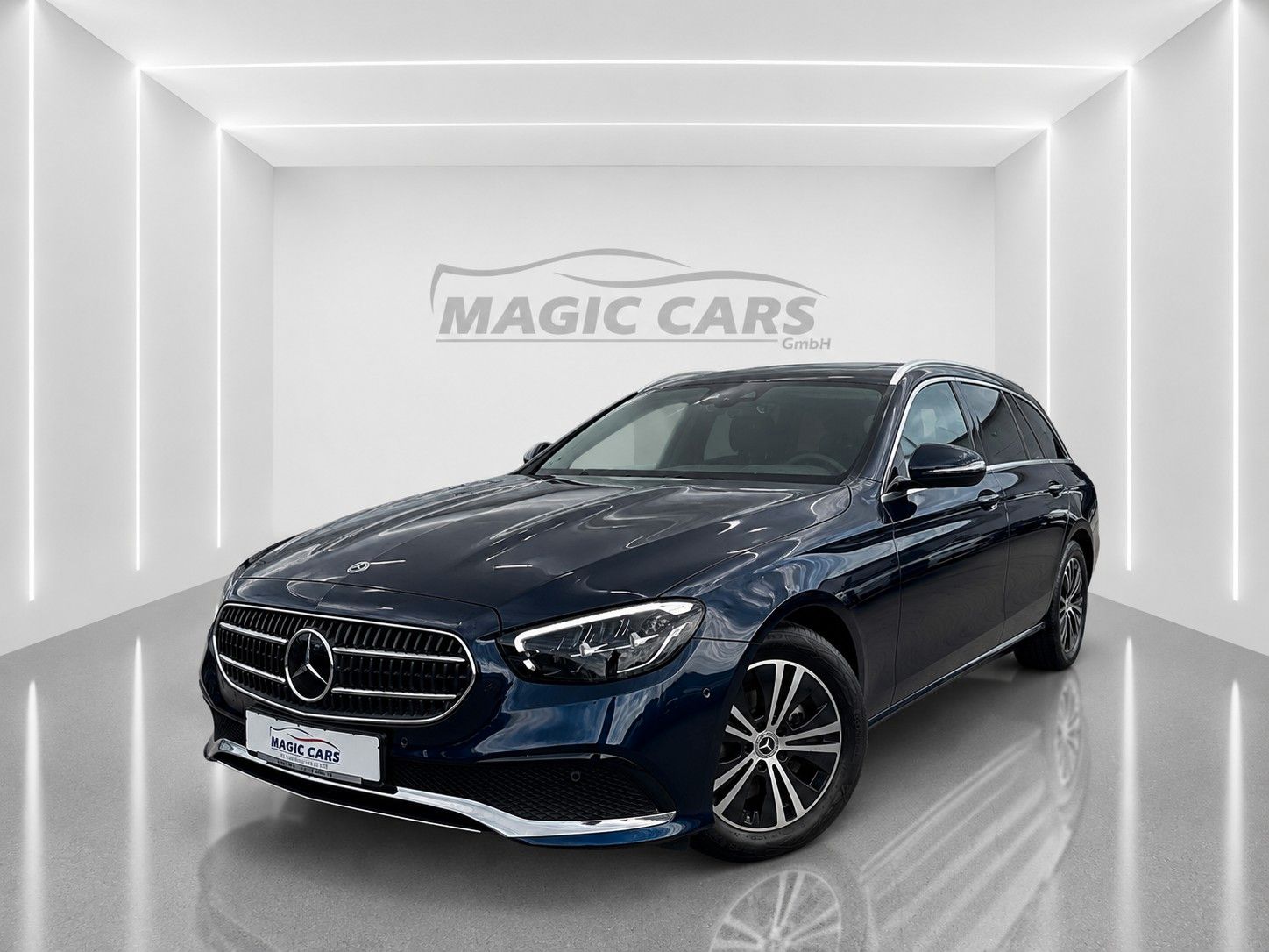 Fahrzeugabbildung Mercedes-Benz E 220 d T 9G-TRONIC *LED*SCHIEBEDACH*WIDE* - mit KI generiert/bearbeitet