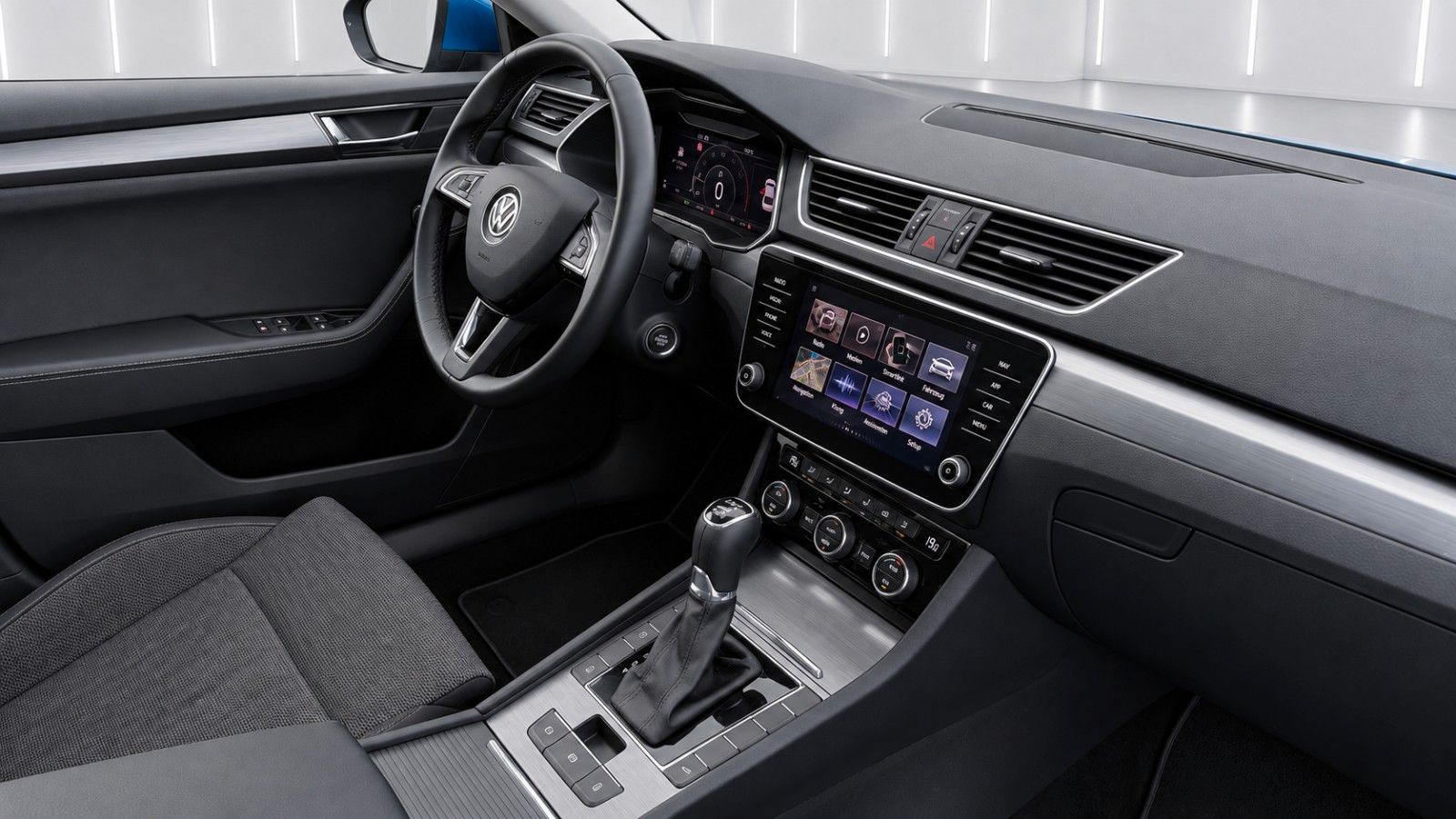 Fahrzeugabbildung SKODA Superb 2.0 TSI 4x4 Style *Matrix*Pano*Memory*SHZ - mit KI generiert/bearbeitet