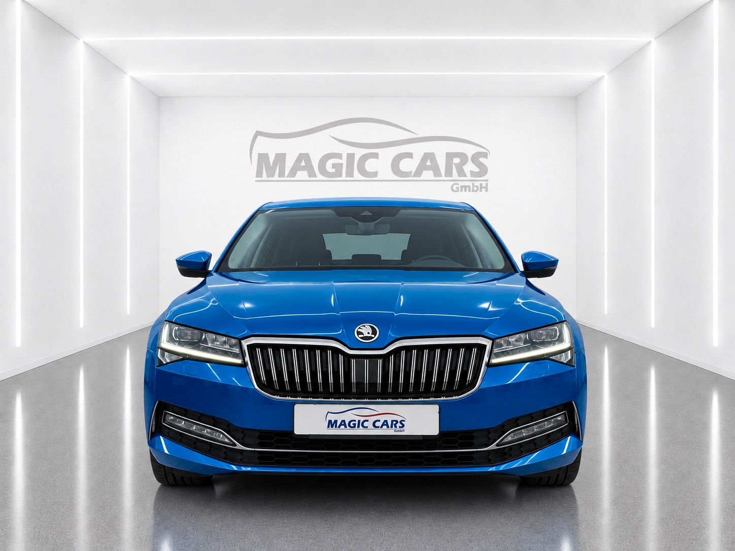 Fahrzeugabbildung SKODA Superb 2.0 TSI 4x4 Style *Matrix*Pano*Memory*SHZ - mit KI generiert/bearbeitet