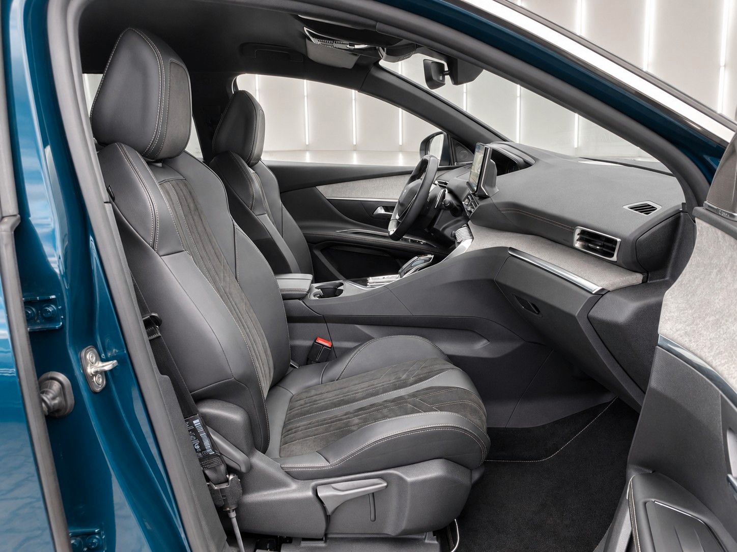 Fahrzeugabbildung Peugeot 5008 GT*Autom.*7 Sitzer*Standheizung*LED*Focal* - mit KI generiert/bearbeitet