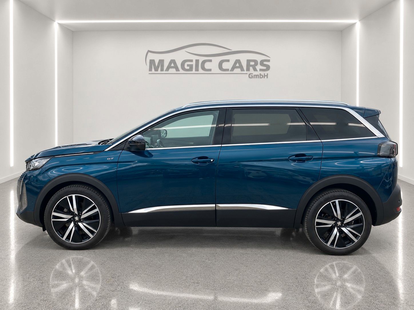 Fahrzeugabbildung Peugeot 5008 GT*Autom.*7 Sitzer*Standheizung*LED*Focal* - mit KI generiert/bearbeitet