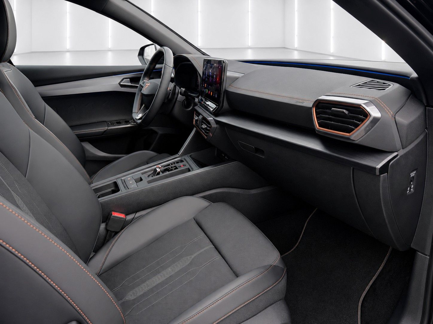 Fahrzeugabbildung CUPRA Formentor 1.5 TSI DSG *Kamera*Virtual*28.000KM* - mit KI generiert/bearbeitet