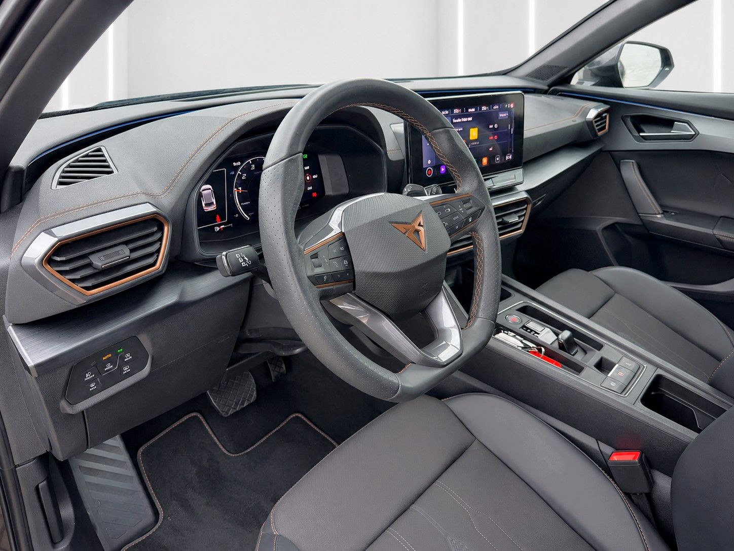 Fahrzeugabbildung CUPRA Formentor 1.5 TSI DSG *Kamera*Virtual*28.000KM* - mit KI generiert/bearbeitet