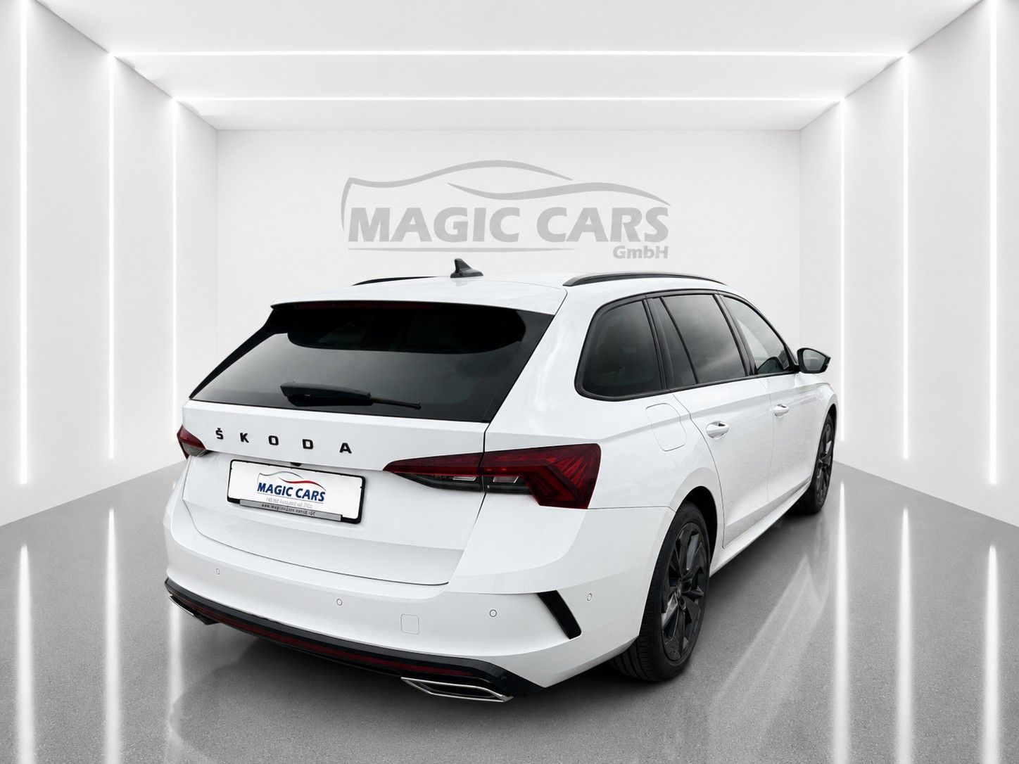 Fahrzeugabbildung SKODA Octavia Combi 2.0 TDI DSG RS*Matrix*Massage*AHK* - mit KI generiert/bearbeitet
