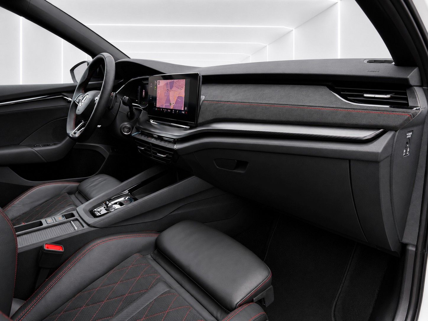 Fahrzeugabbildung SKODA Octavia Combi 2.0 TDI DSG RS*Matrix*Massage*AHK* - mit KI generiert/bearbeitet