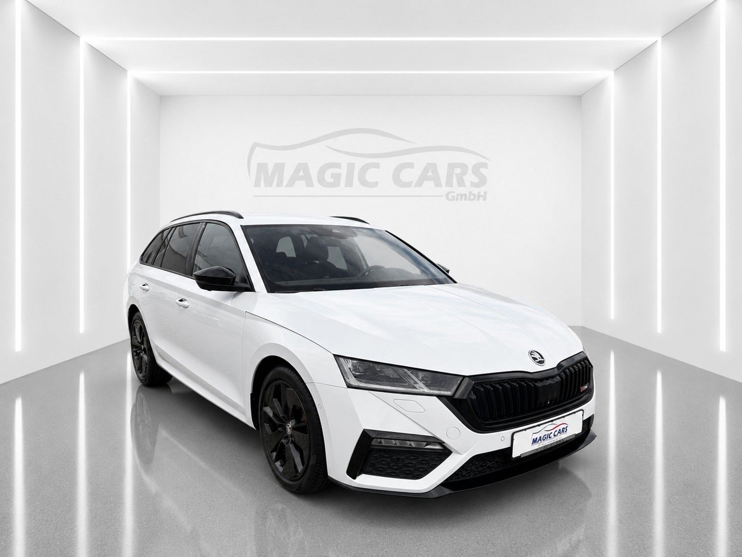 Fahrzeugabbildung SKODA Octavia Combi 2.0 TDI DSG RS*Matrix*Massage*AHK* - mit KI generiert/bearbeitet
