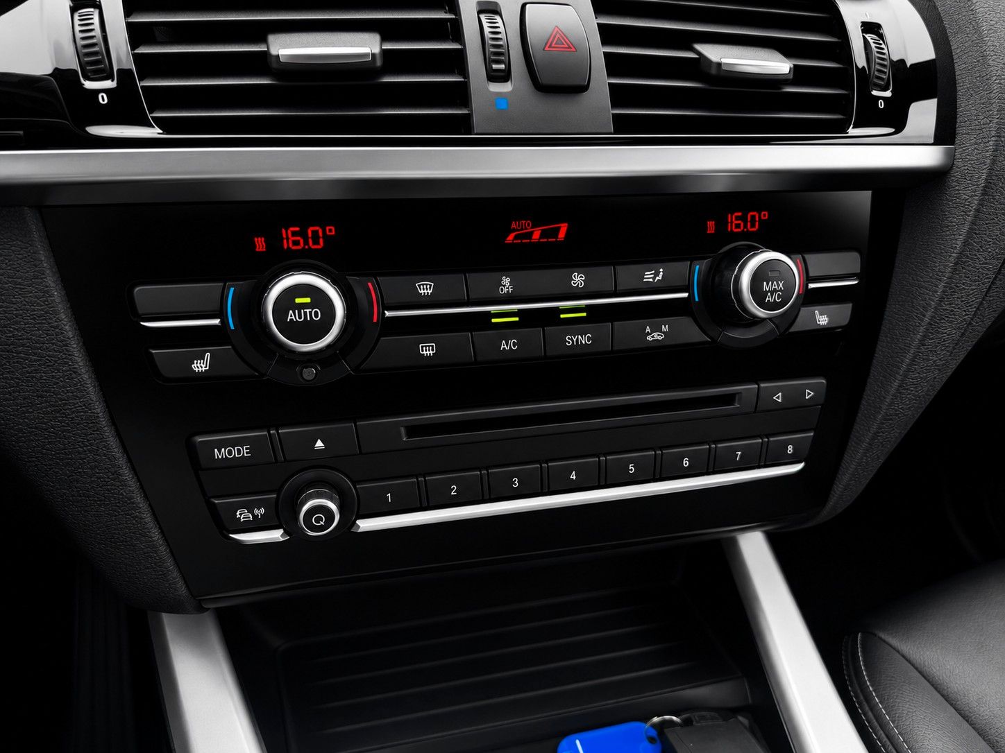 Fahrzeugabbildung BMW X4 xDrive 20 d Advantage*Schiebedach*AHK*Leder* - mit KI generiert/bearbeitet