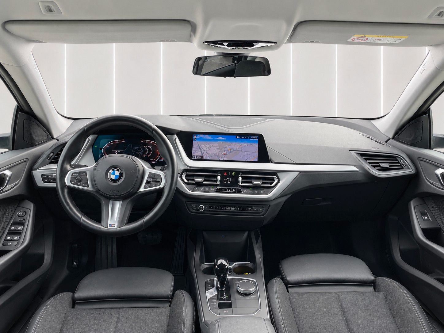 Fahrzeugabbildung BMW 216d Gran Coupe Aut. Advantage*LED*Ambiente*DAB* - mit KI generiert/bearbeitet