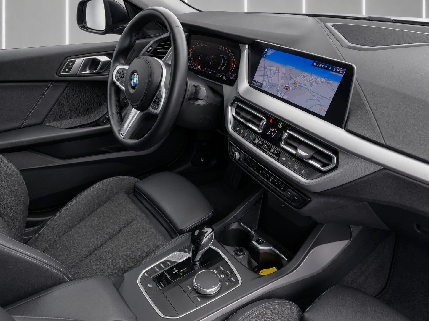 Fahrzeugabbildung BMW 216d Gran Coupe Aut. Advantage*LED*Ambiente*DAB* - mit KI generiert/bearbeitet