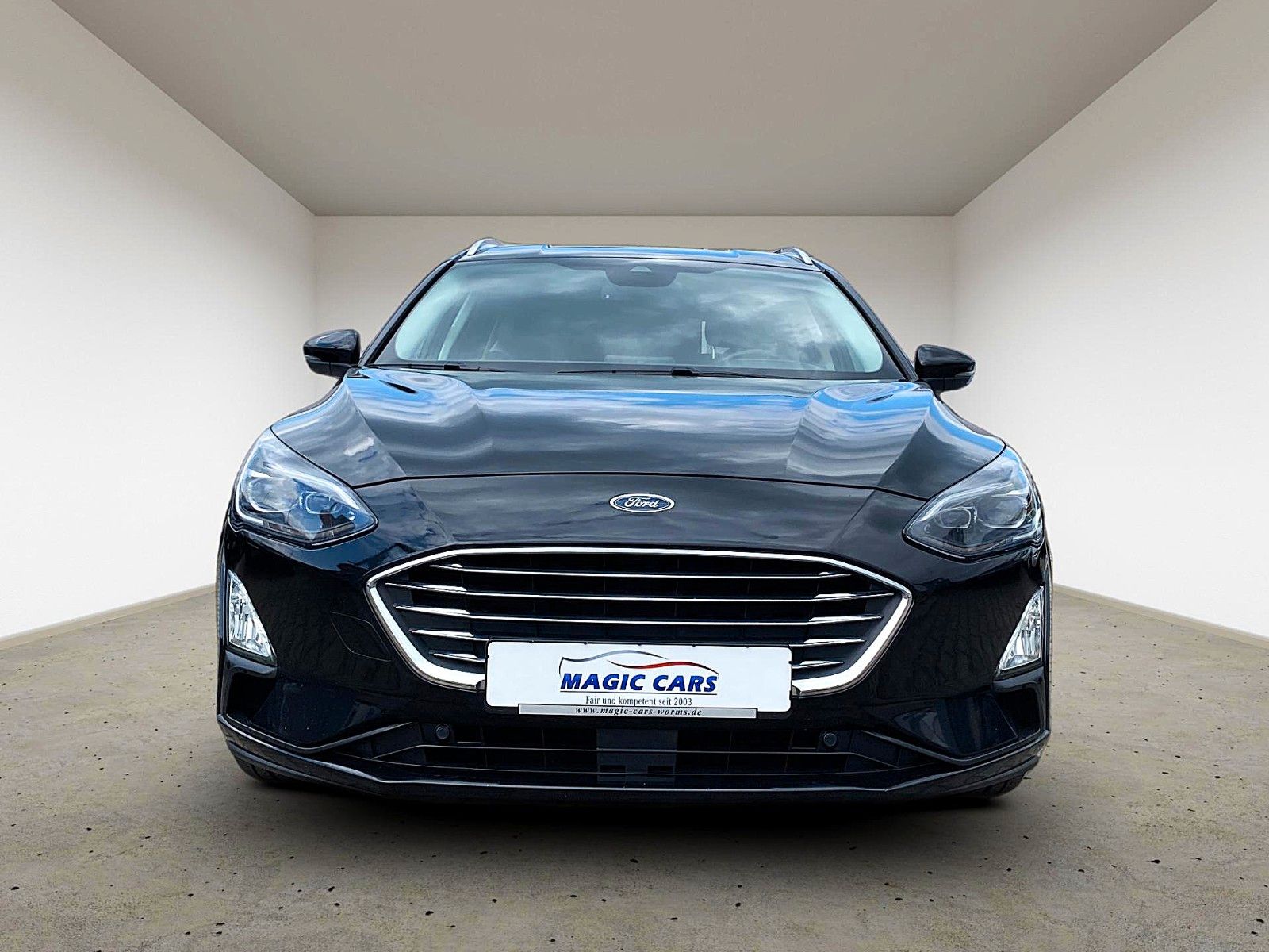 Fahrzeugabbildung Ford Focus Turnier 2.0 EcoBlue Aut. Titanium*B&O*AHK* - mit KI generiert/bearbeitet
