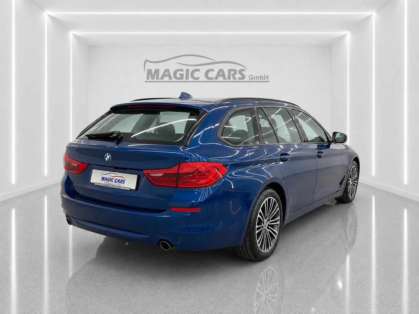 Fahrzeugabbildung BMW 520d Touring Aut. Sport Line*Stand*Pano*LED*AHK* - mit KI generiert/bearbeitet