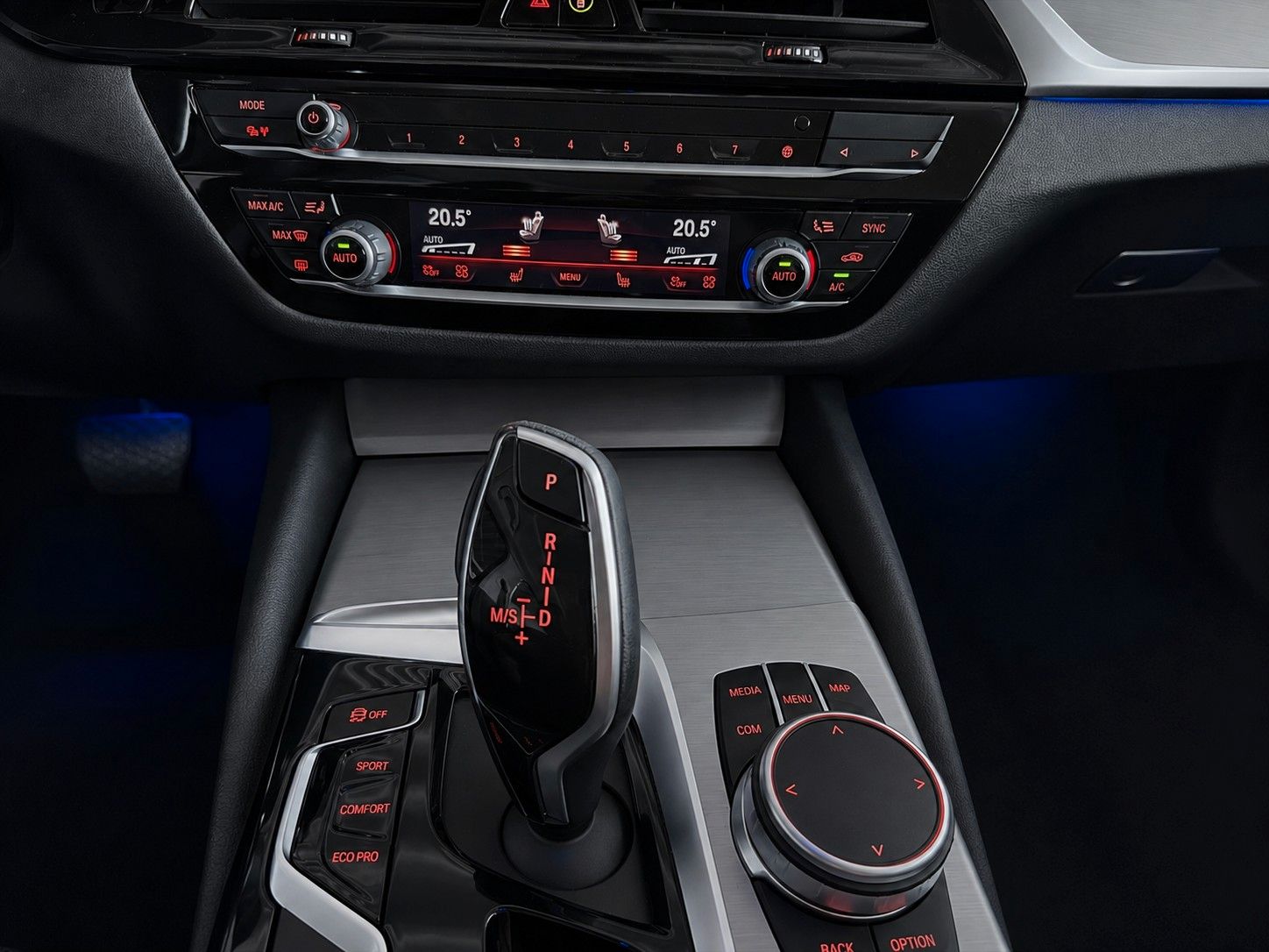 Fahrzeugabbildung BMW 520d Touring Aut. Sport Line*Stand*Pano*LED*AHK* - mit KI generiert/bearbeitet