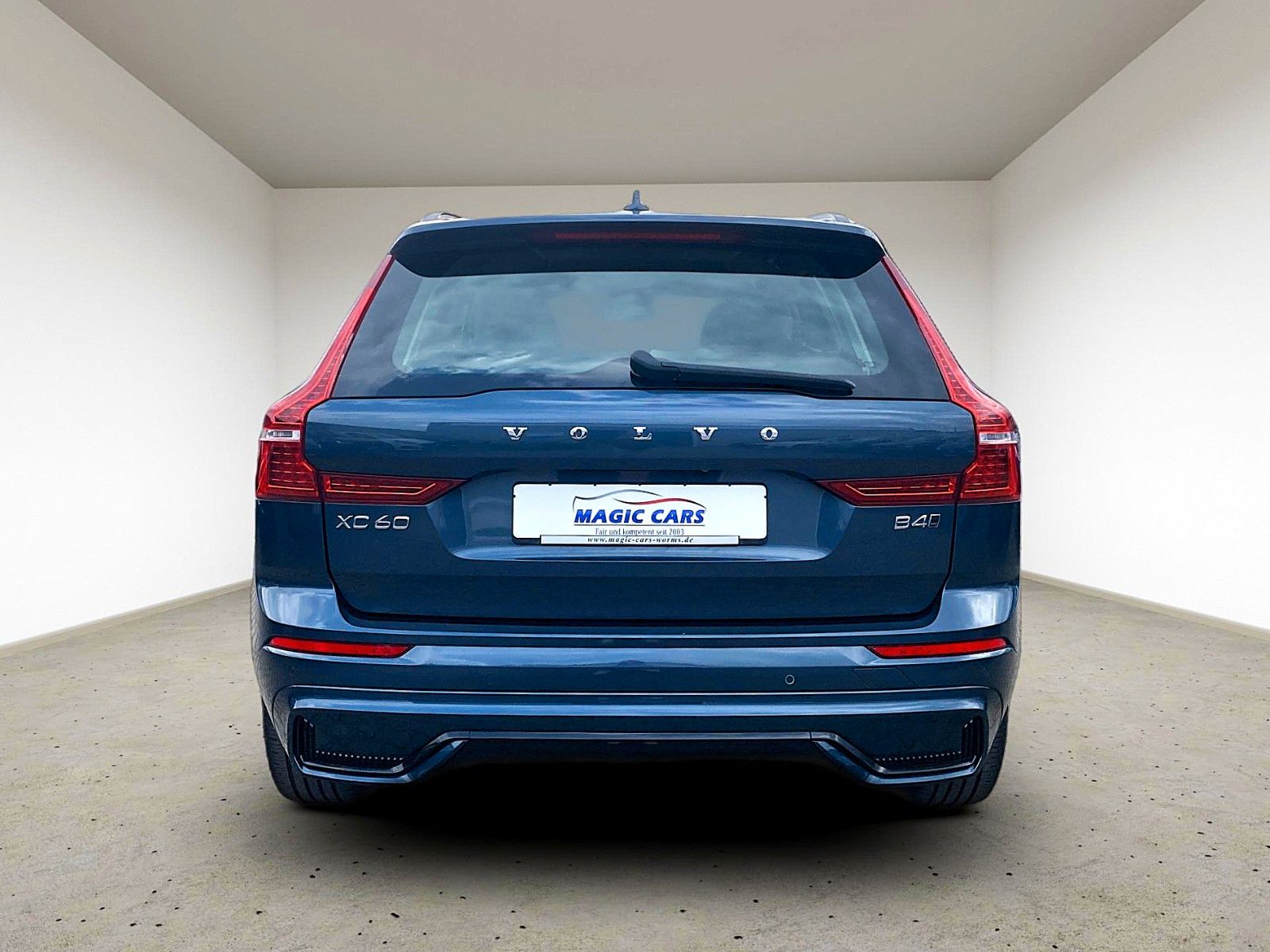 Fahrzeugabbildung Volvo XC60 B4 D AWD Plus Dark *Matrix*Stand*AHK* - mit KI generiert/bearbeitet
