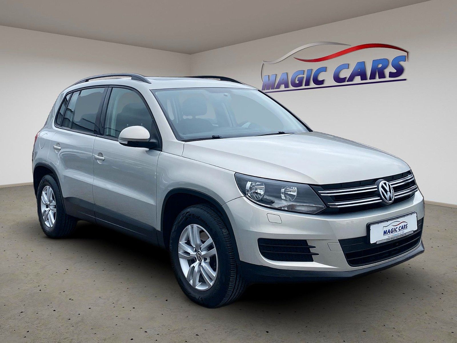 Fahrzeugabbildung Volkswagen Tiguan Trend & Fun BMT*Leder*Pano-Dach*AHK* - mit KI generiert/bearbeitet