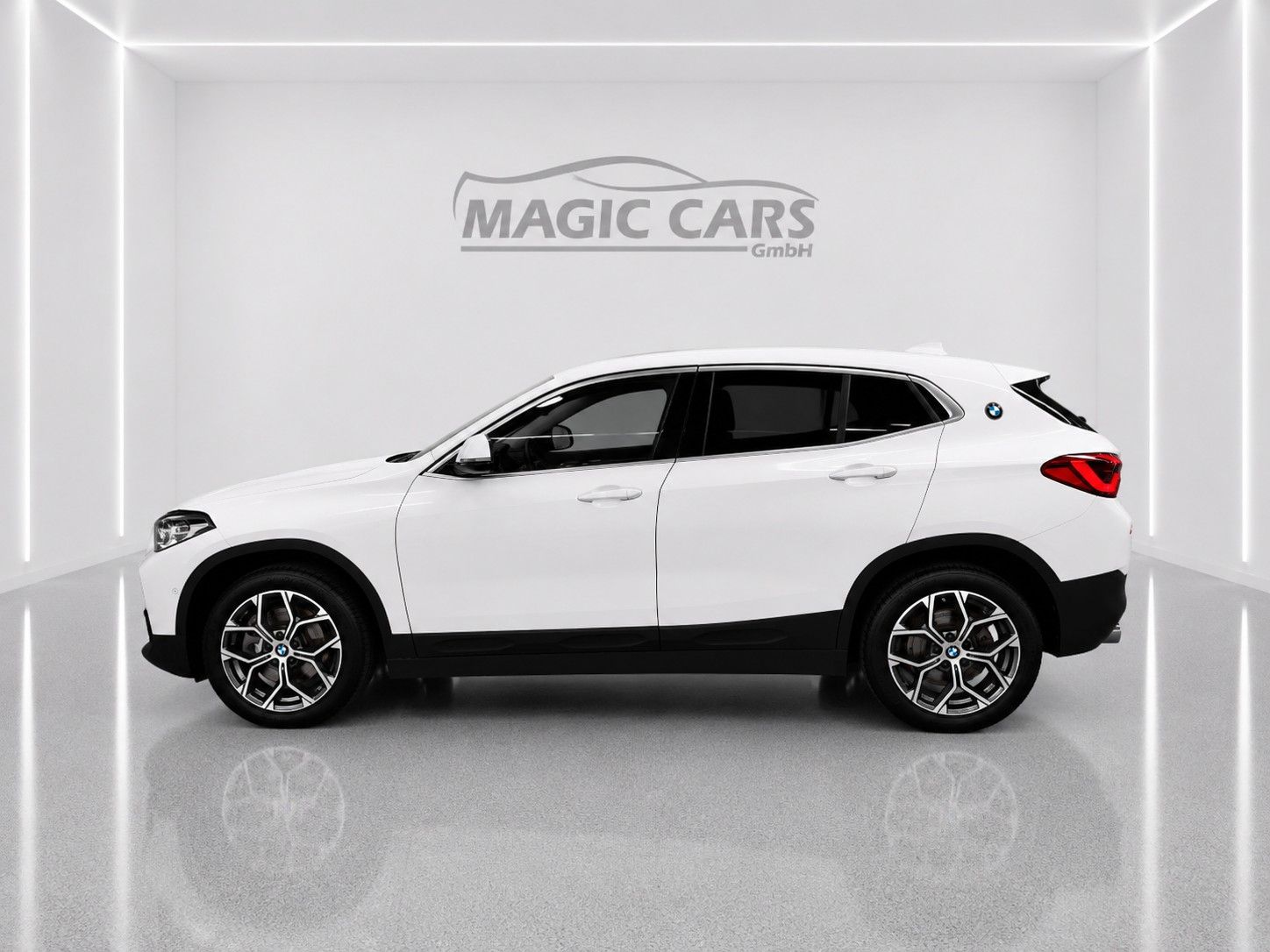 Fahrzeugabbildung BMW X2 xDrive 25 d Advantage Plus*AHK*LED*Head-Up* - mit KI generiert/bearbeitet