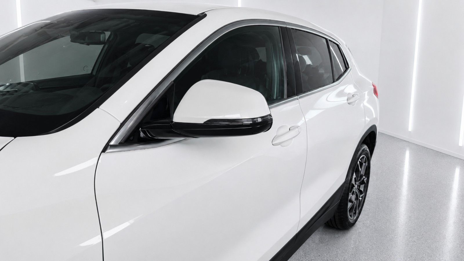Fahrzeugabbildung BMW X2 xDrive 25 d Advantage Plus*AHK*LED*Head-Up* - mit KI generiert/bearbeitet