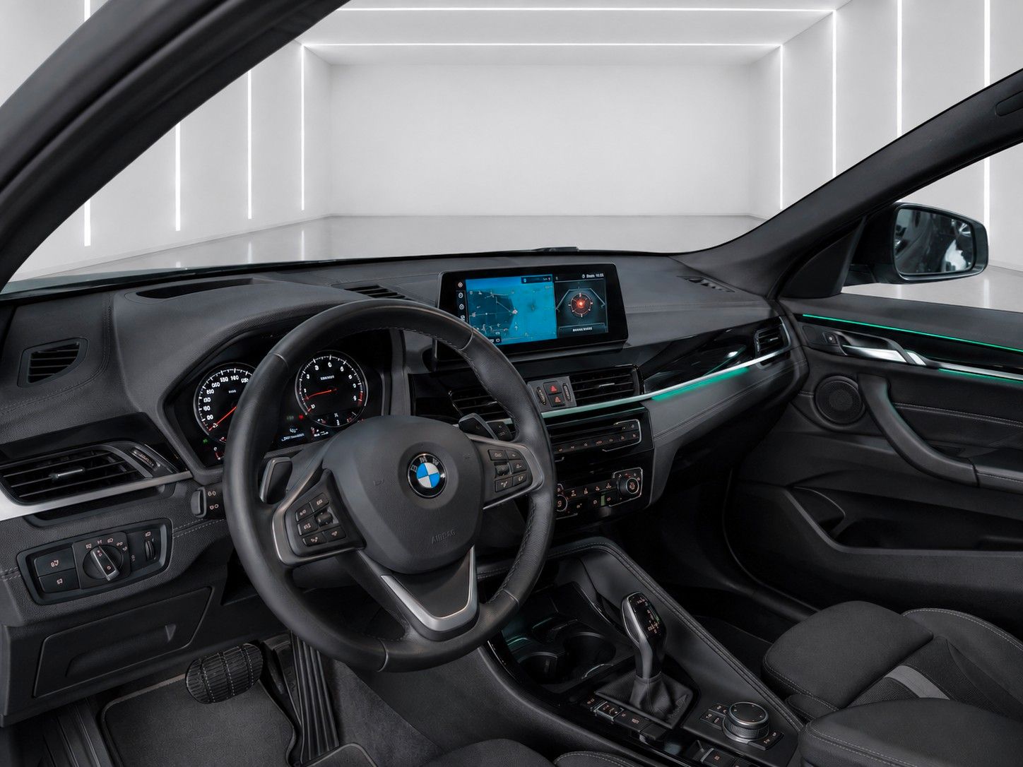 Fahrzeugabbildung BMW X2 xDrive 25 d Advantage Plus*AHK*LED*Head-Up* - mit KI generiert/bearbeitet