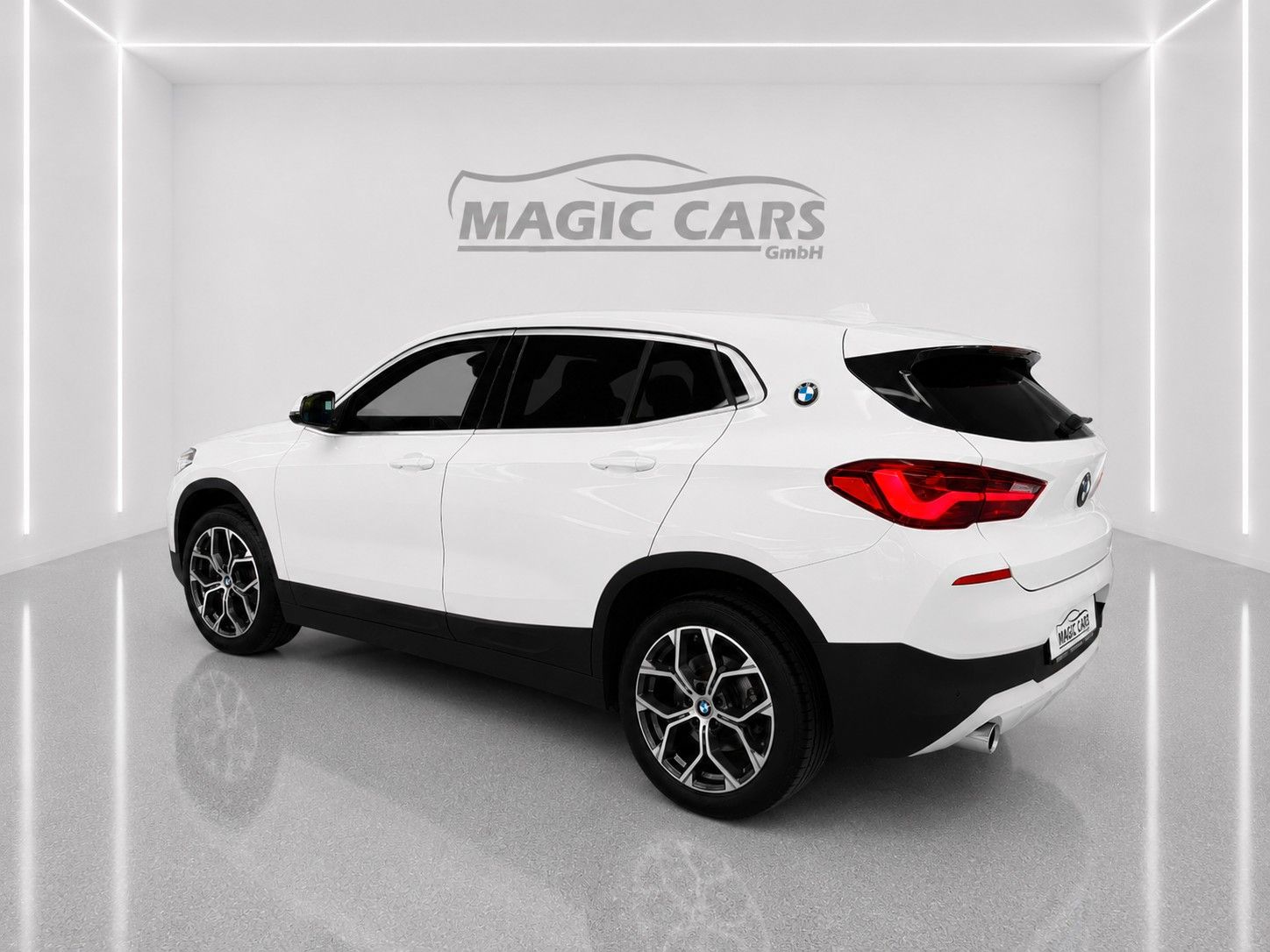Fahrzeugabbildung BMW X2 xDrive 25 d Advantage Plus*AHK*LED*Head-Up* - mit KI generiert/bearbeitet